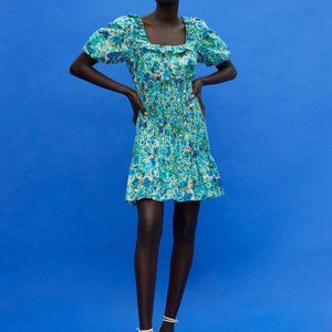 New Zara PRINTED SMOCKED MINI DRESS SS21 SIZE XS